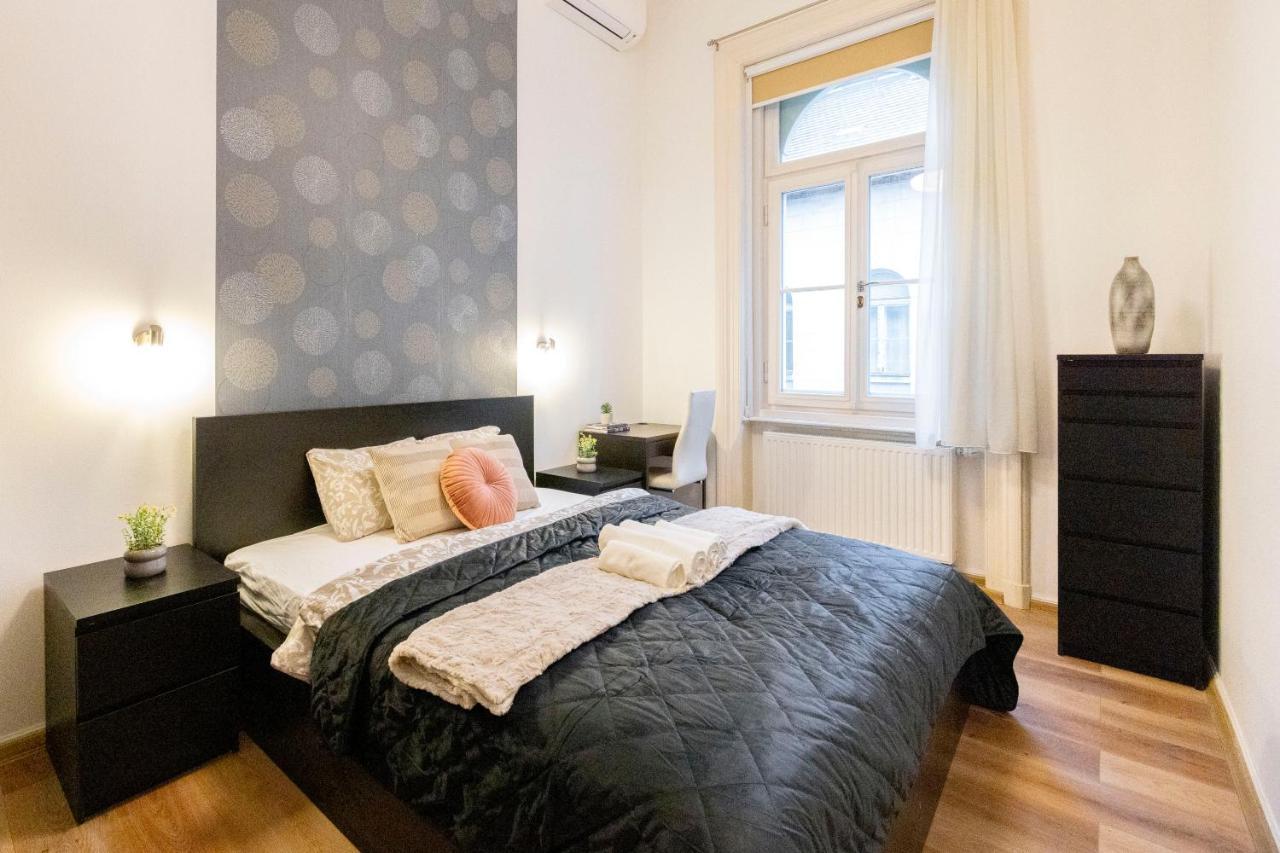 Spacious & Cozy Central Apartment W/ Terrace Budapešť Exteriér fotografie